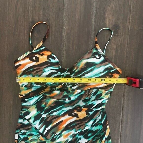 One Piece Abstract Cheetah Print Swimsuit (read for measurements) - Picture 5 of 7